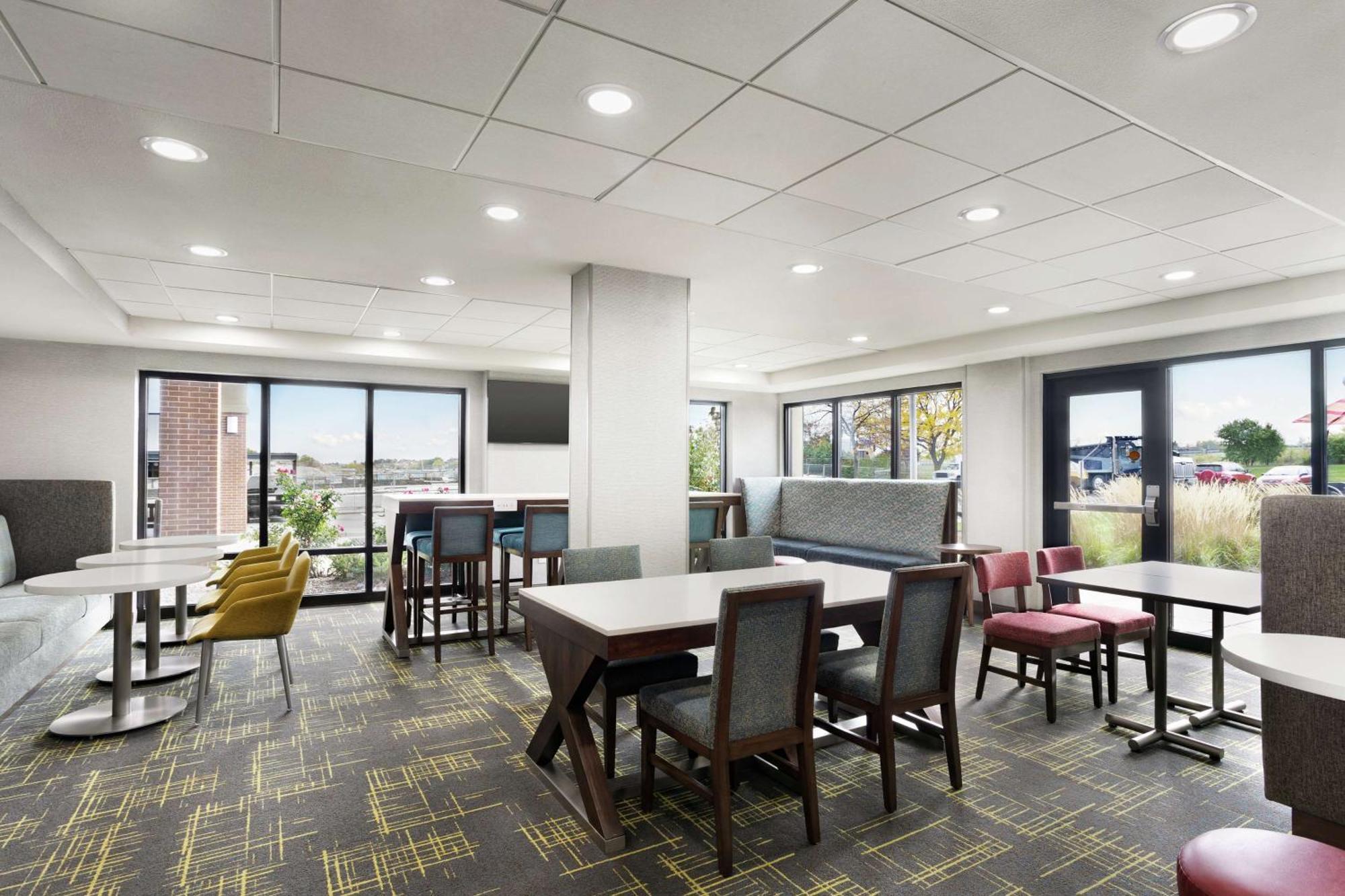 Hampton Inn Milwaukee Brookfield Esterno foto