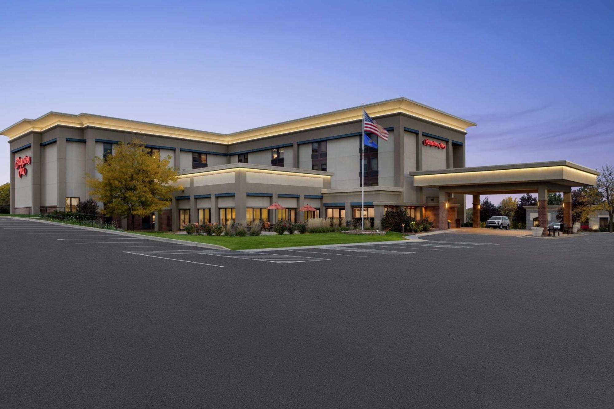 Hampton Inn Milwaukee Brookfield Esterno foto